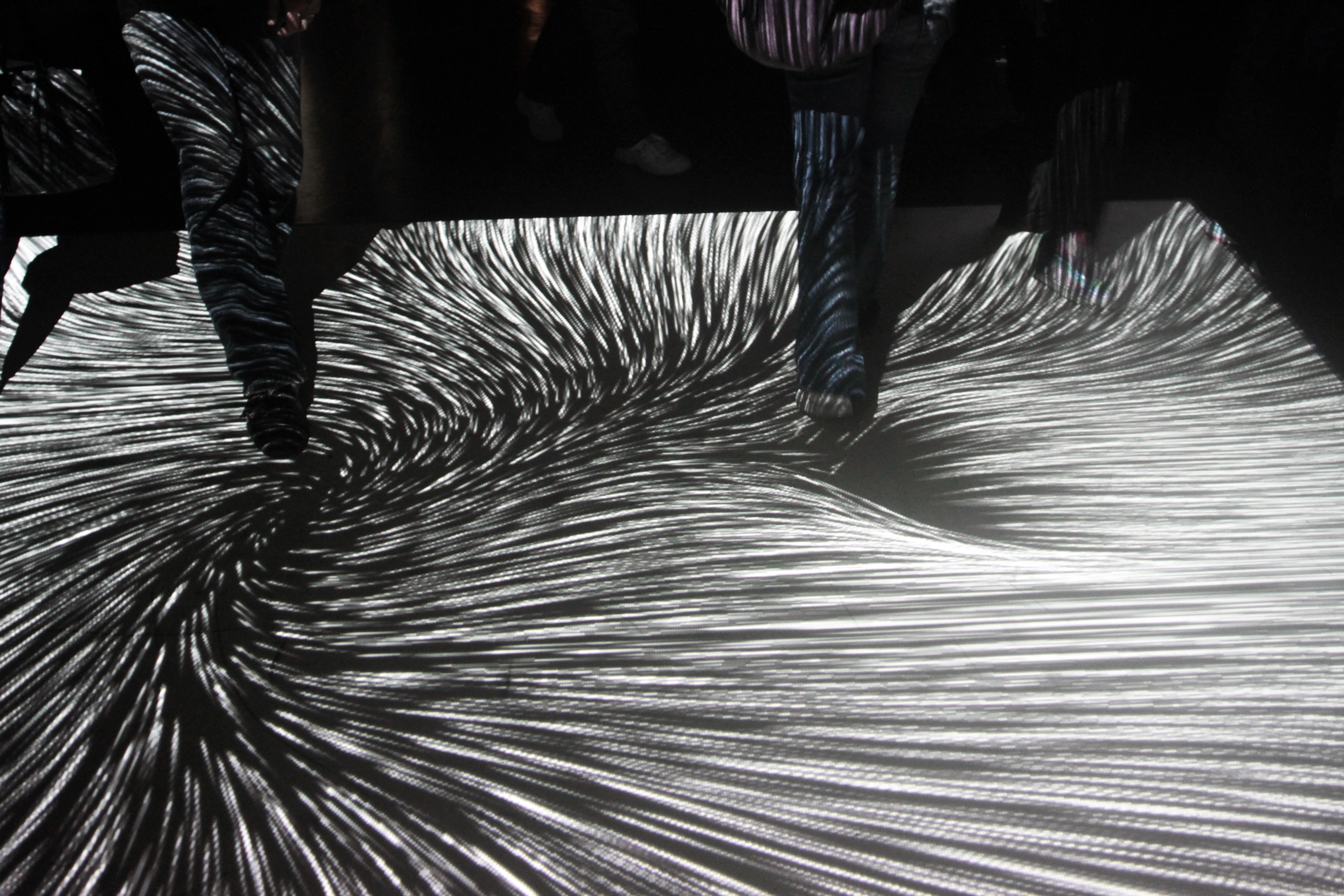 Crédit photo : Adrien B / Claire M, <a href="http://www.am-cb.net/projets/xyzt/">XYZT, Les paysages abstraits</a>